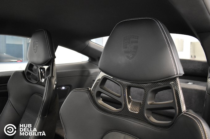 PORSCHE 911 GT3 Touring
